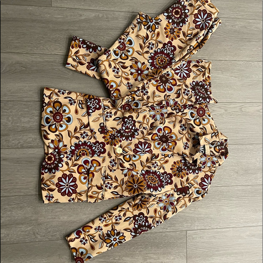 Dolce and Gabbana suit set
